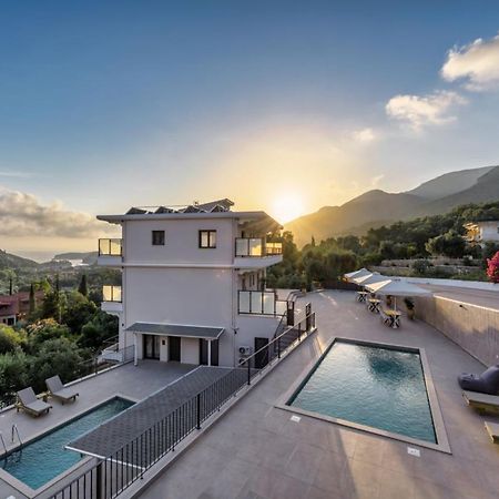 Suites Of Happiness Parga Esterno foto