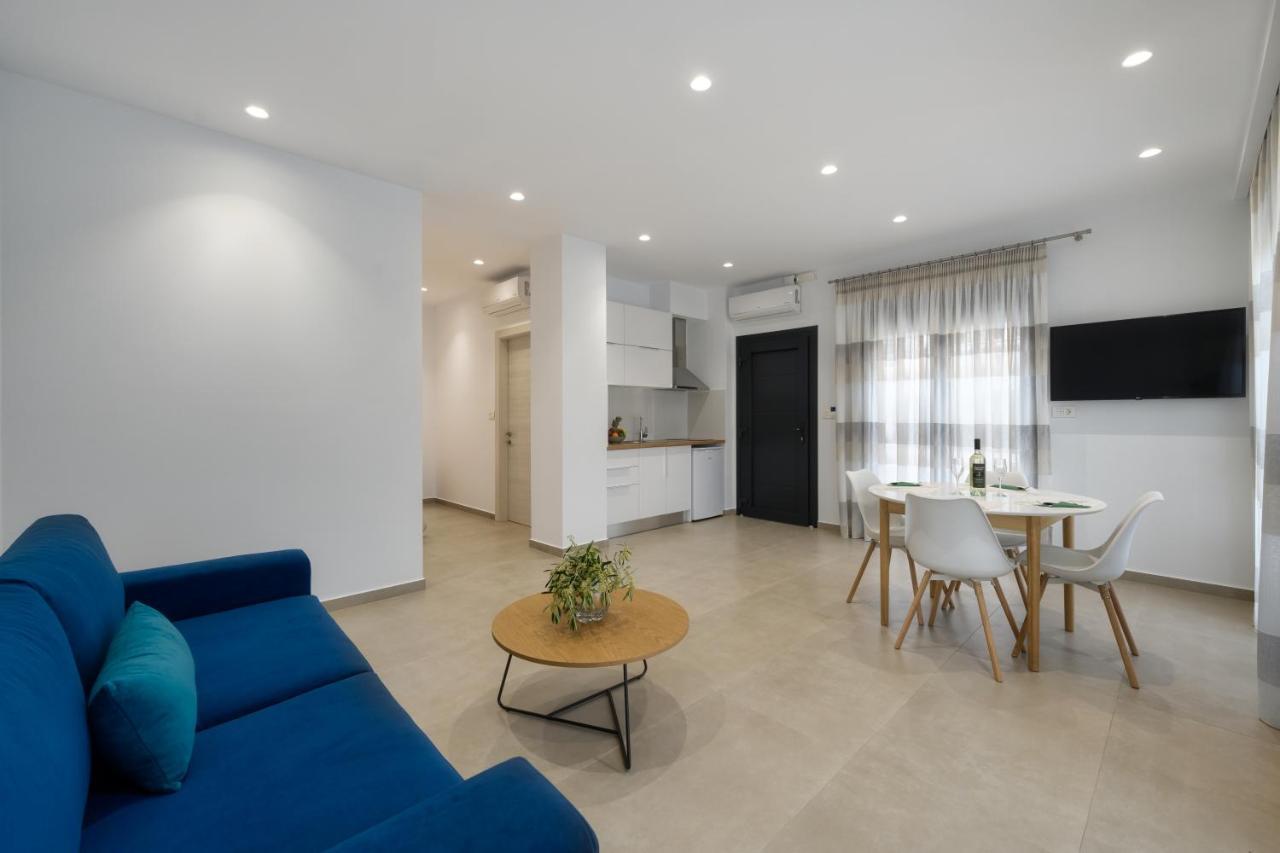 Suites Of Happiness Parga Esterno foto