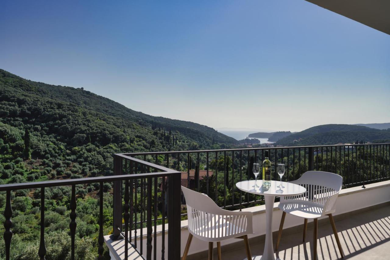 Suites Of Happiness Parga Esterno foto