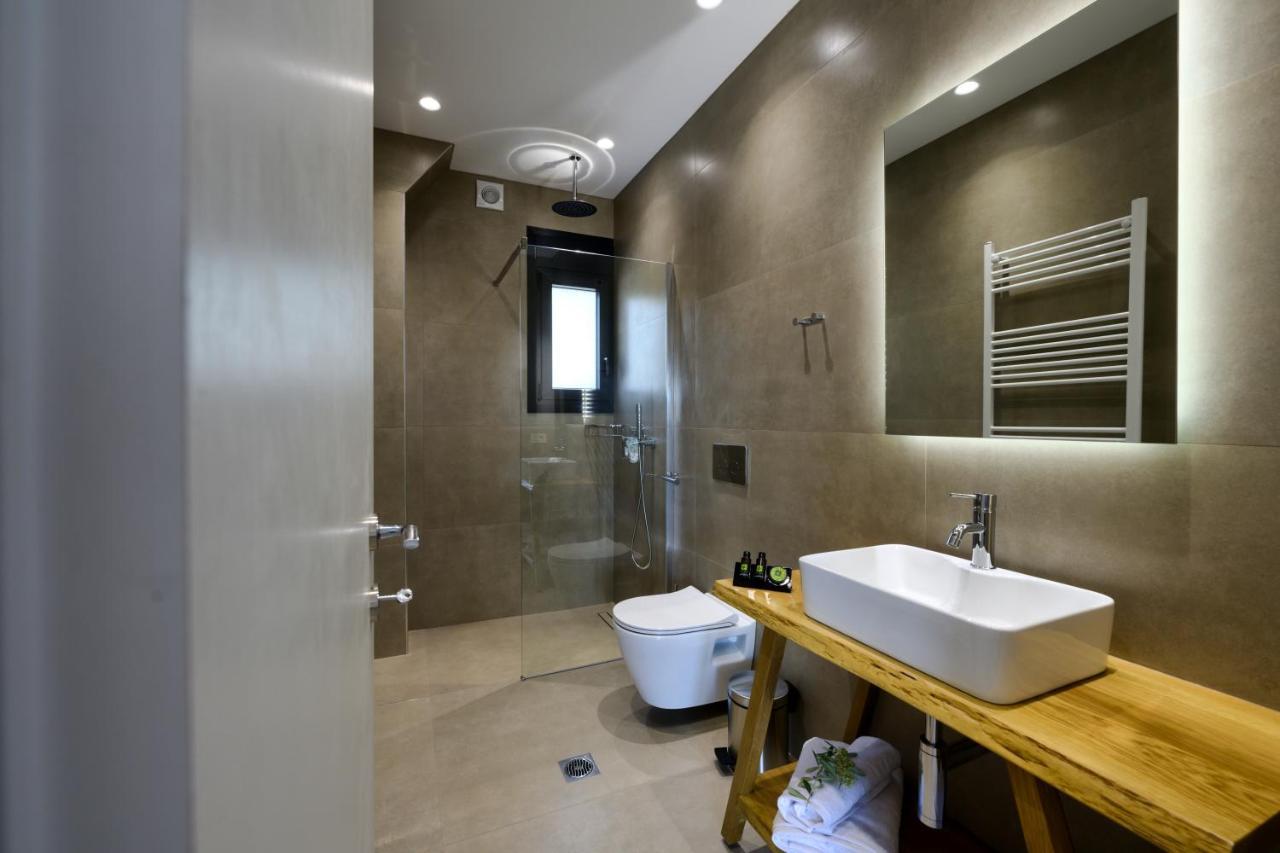 Suites Of Happiness Parga Esterno foto