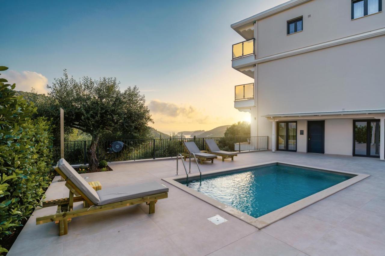 Suites Of Happiness Parga Esterno foto