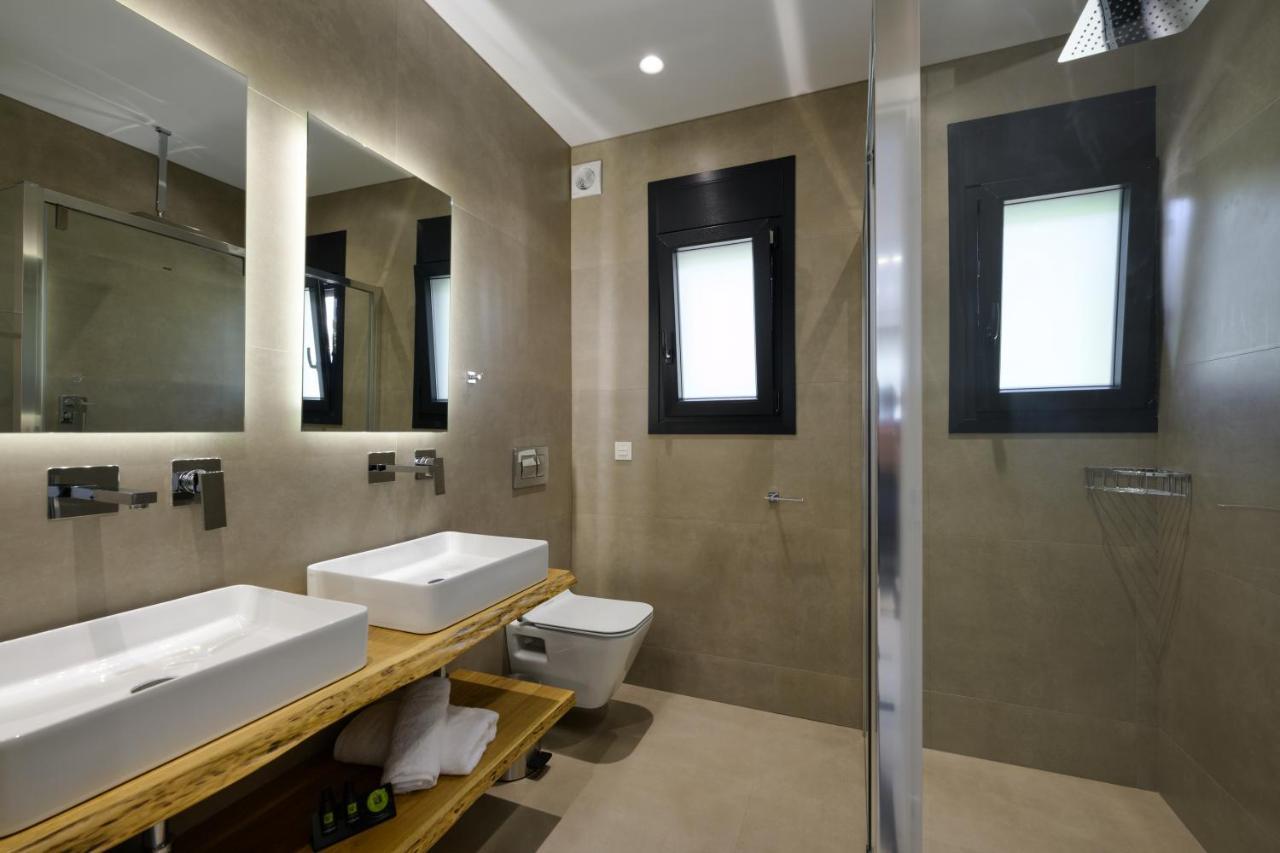 Suites Of Happiness Parga Esterno foto