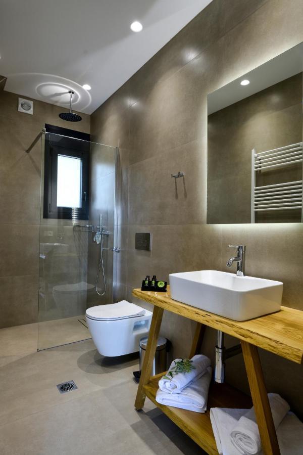 Suites Of Happiness Parga Esterno foto