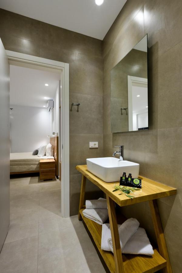 Suites Of Happiness Parga Esterno foto