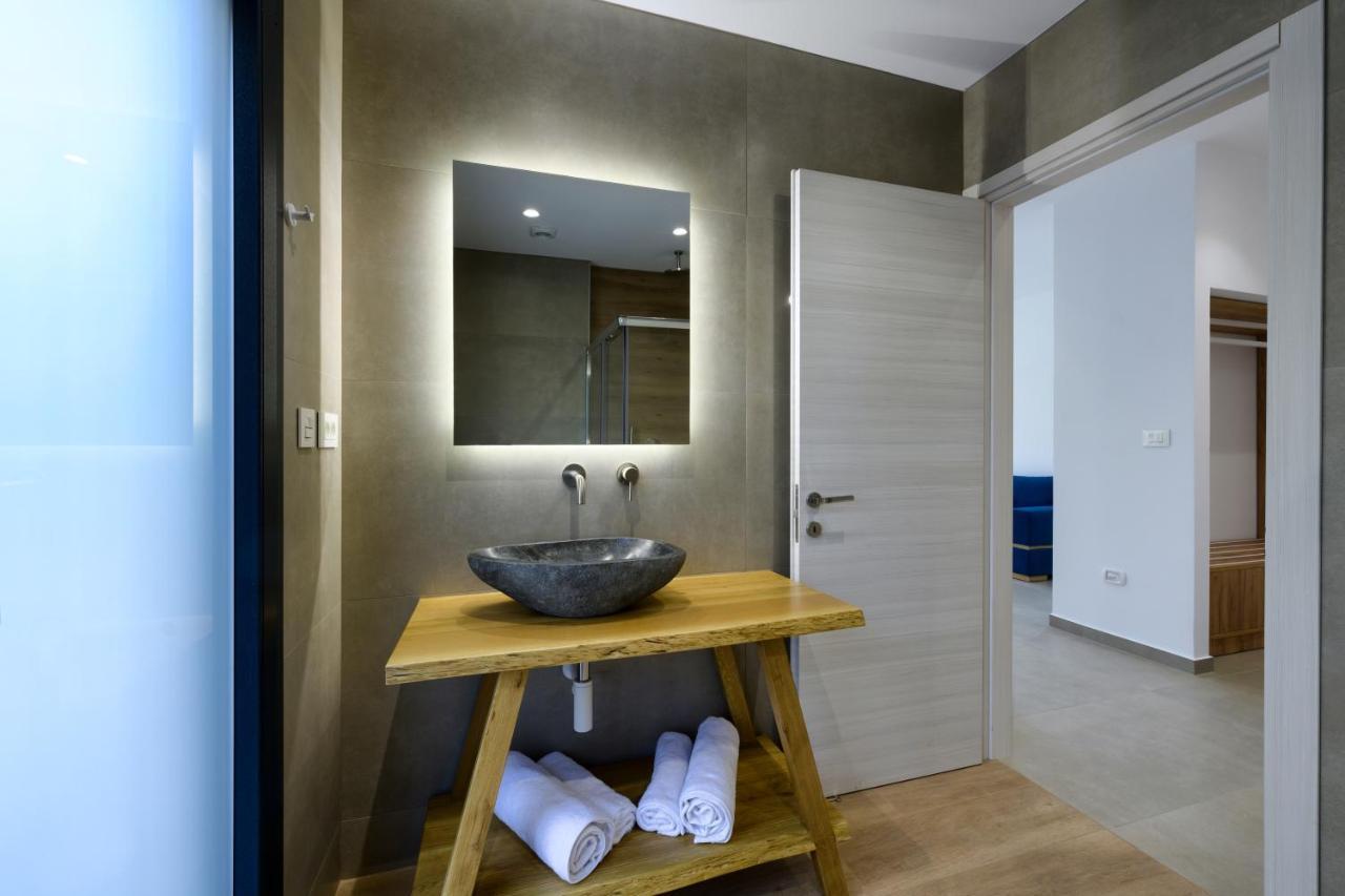 Suites Of Happiness Parga Esterno foto