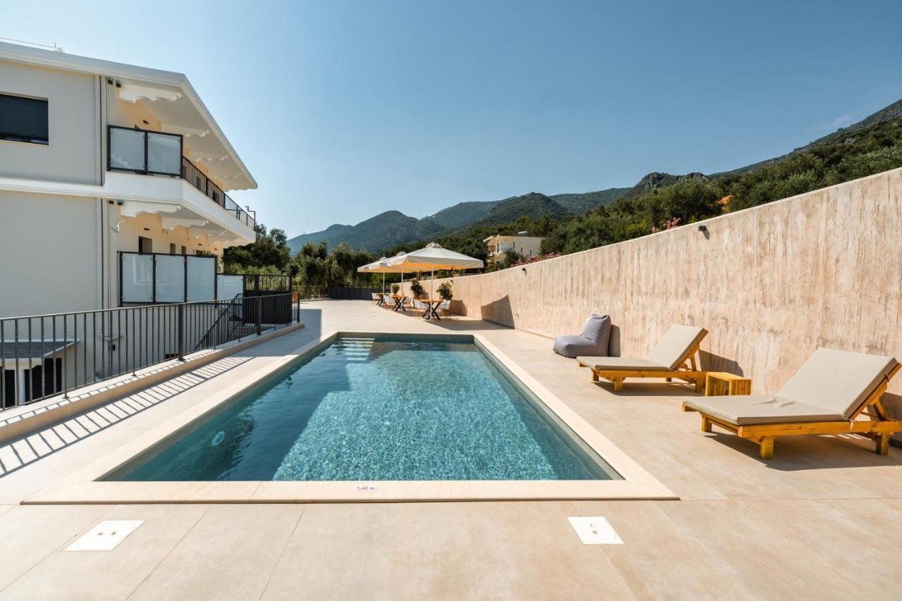 Suites Of Happiness Parga Esterno foto